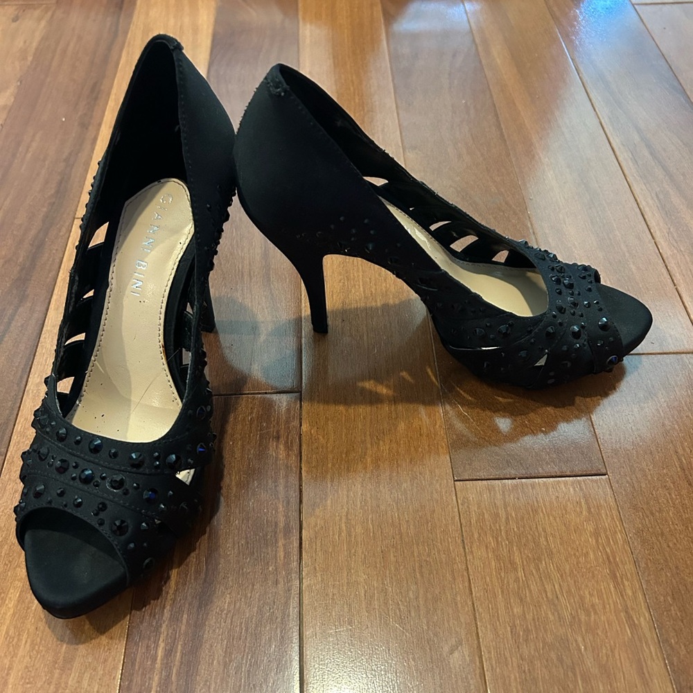 Gianni Bini peep toe black rhinestone tall heels. Size 7M